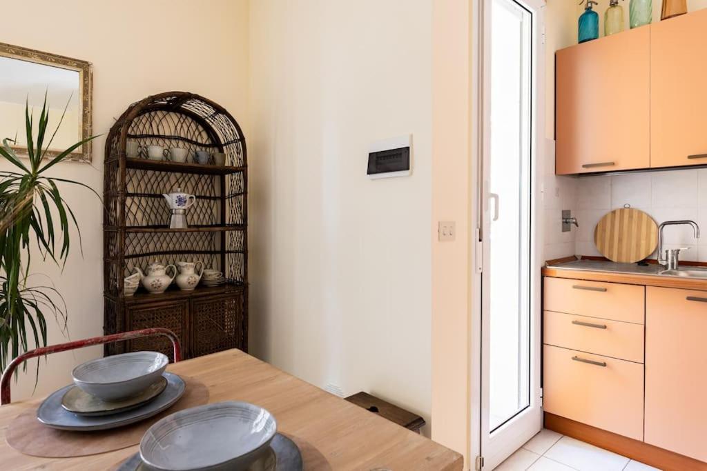 Centrale Vicino Spiagge E Ciclabile + Box-Auto ! Apartment Arma di Taggia Ngoại thất bức ảnh