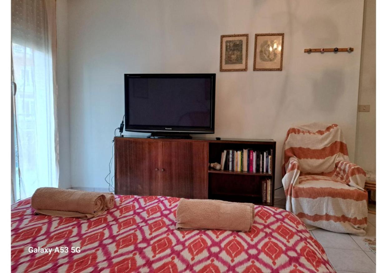 Centrale Vicino Spiagge E Ciclabile + Box-Auto ! Apartment Arma di Taggia Ngoại thất bức ảnh